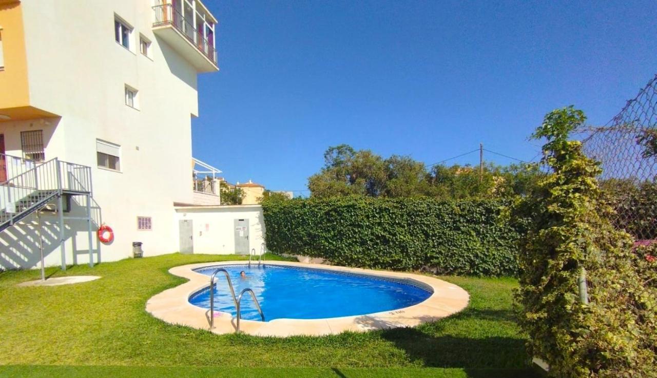 Amazing 2 Bedroom Apartment With Private Roof Terrace In Torrox Exterior foto